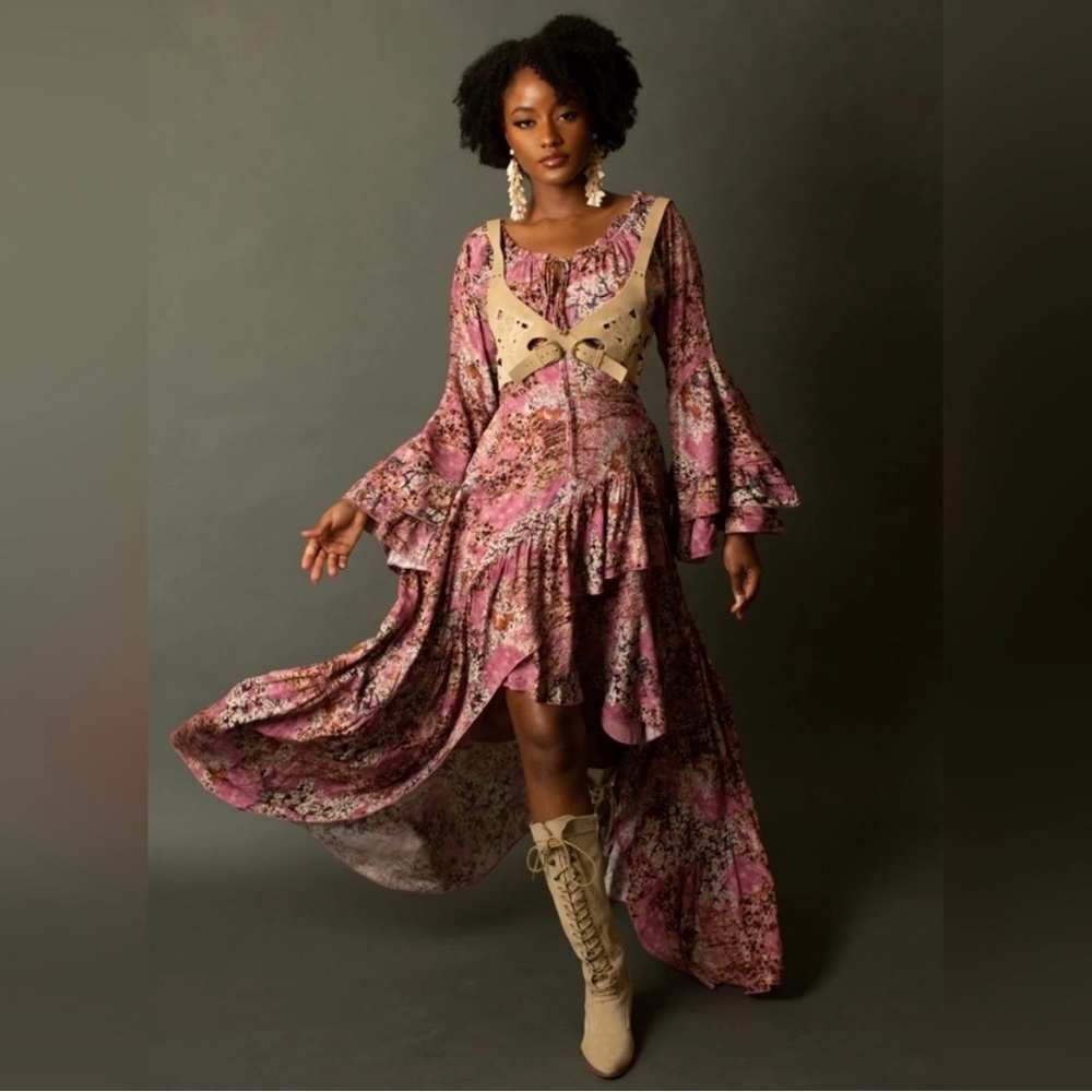 Joyfolie Devina Dress Dusty Rose Floral
Large